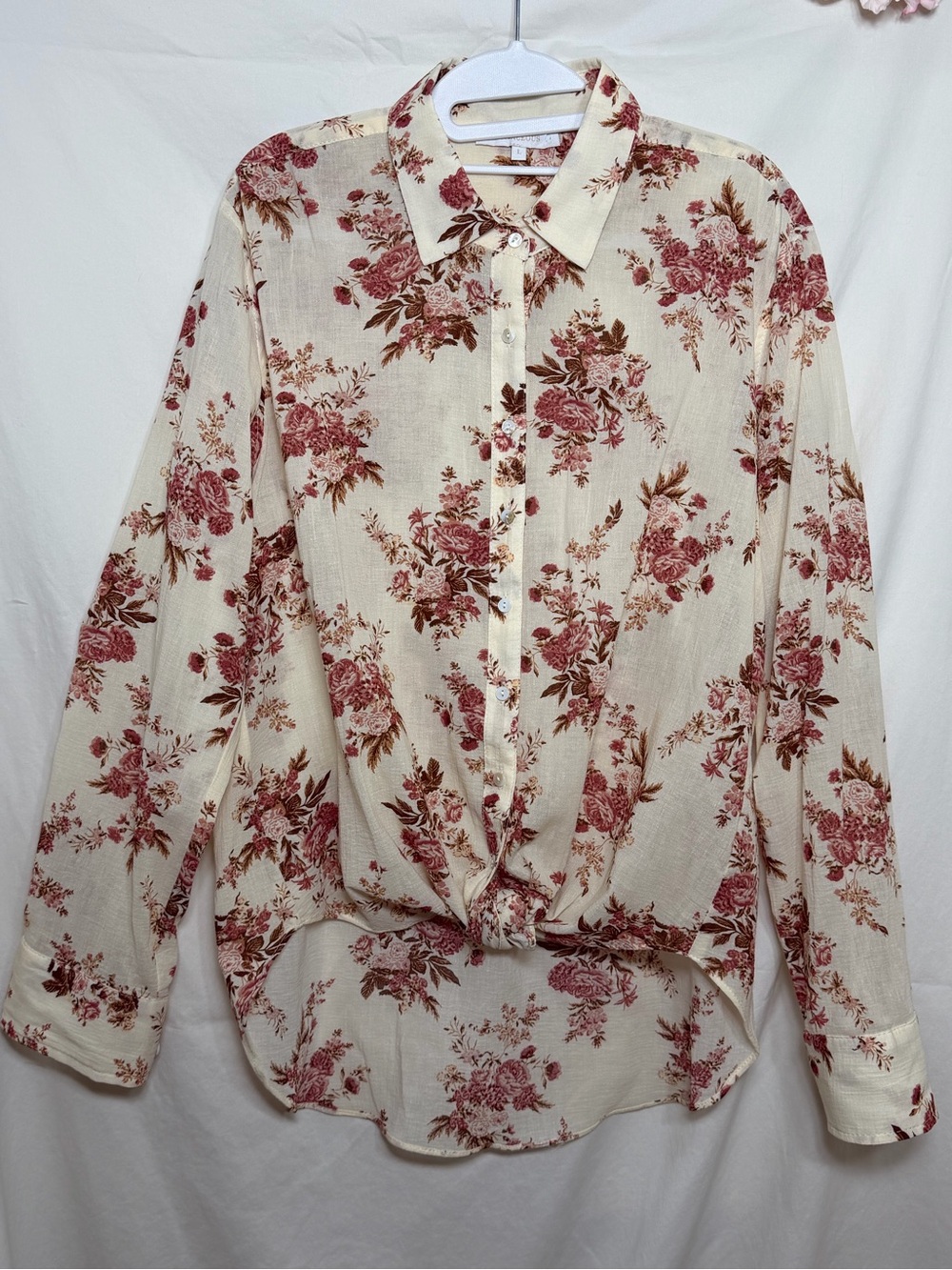 Button-Up Blouse in Cream and Dusty Rose